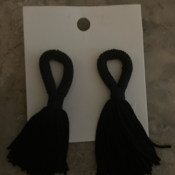 Earrings - Picture 3 of 3